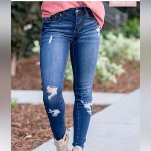 KanCan Mid Rise Skinny Distressed Ankle Cut Jeans| Sz 0